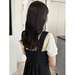 アッシュブラック