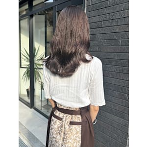 ダークバイオレット