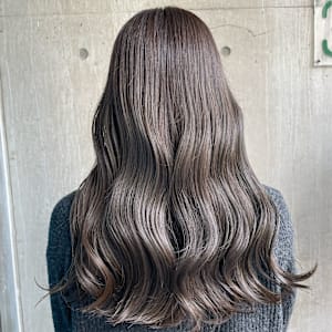 福岡天神/大人かわいいくすみカラー/グレージュ/オリーブ