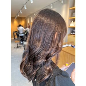 チョコレートブラウン