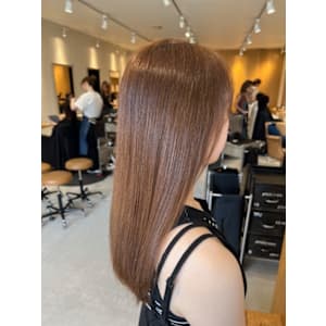 ミルクティーベージュ