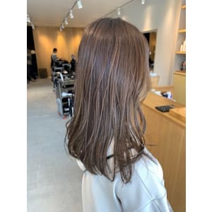 ロング×ハイライトカラー