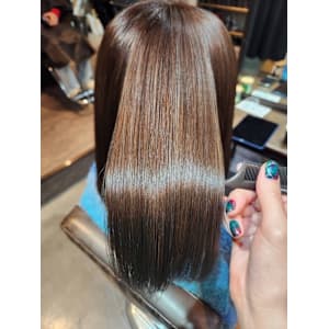 トステアカラー、艶髪