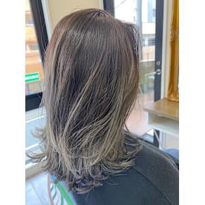 piccadilly circus×グラデーションカラー