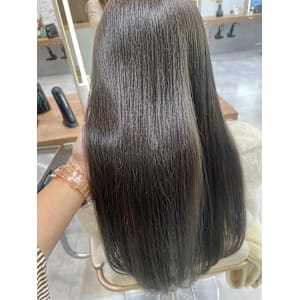 オリーブカラー