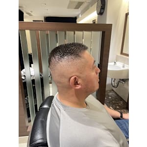 スキンフェード/ボウズ/クロップ