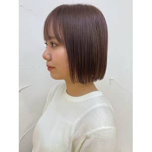 ミルクティーベージュ　艶感ボブ　ミニボブ　透明感カラー