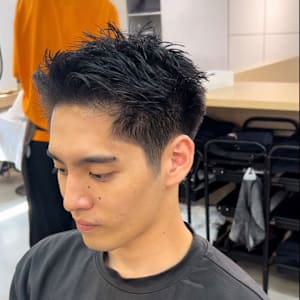 スパイキーショート　アップバングショート　メンズカット天神