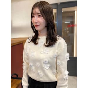 顔周りカット　レイヤーカット　オリーブベージュ　艶髪　透明感