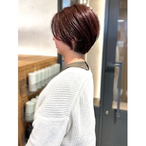 レッドブラウン　ブリーチなしカラー　大人ショート