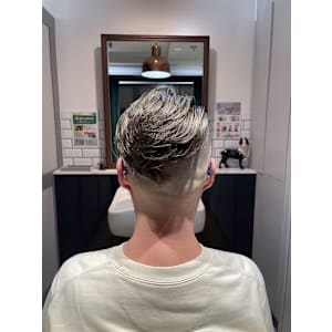 スキンフェード/ハードパート/七三分け