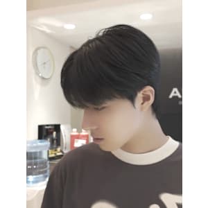 韓国ヘア ダウンパーマ 髪質改善 カルマヘア メンズ韓国ヘア