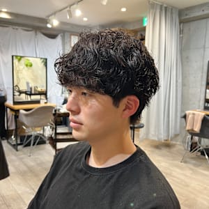 黒髪/くせ毛風/マッシュパーマ