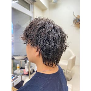 ウルフカット×ツイストスパイラルパーマ