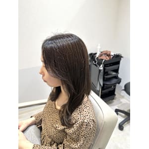 韓国風顔周りカット○山地