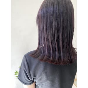 《花屋併設》深めボルドーカラー