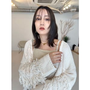 【tetote三宮】ミディアムレイヤー/アッシュブラック