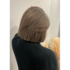 ボブ ハイトーン