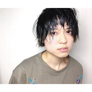 SHORT・ラフ・黒髪