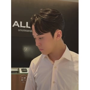 韓国ヘア ダウンパーマ 髪質改善 カルマヘア メンズ韓国ヘア