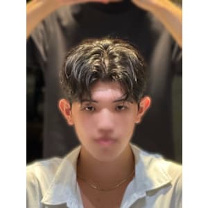 韓国ヘア ソン・ガン風 シャドウパーマ ダウンパーマ メンズ