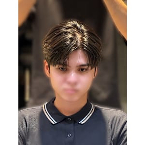 韓国ヘア コンマヘア シースルーマッシュ ダウンパーマ 