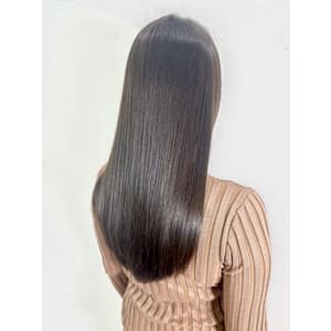 【美髪矯正ストレートヘア】