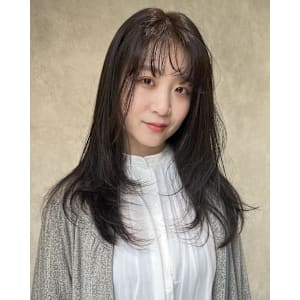 こっくりブラウンと重く見えない柔らかレイヤー♪