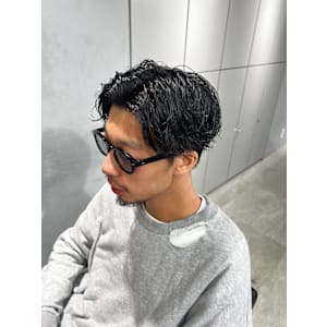 大人ツイストスパイラル　大人波巻きスパイラル　福岡天神