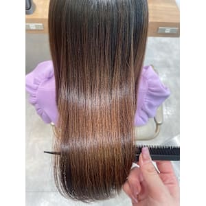 根本から変える！縮毛矯正