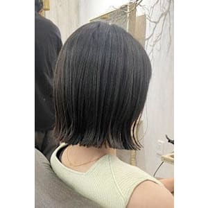 【ヘアジュレドゥ 安江】ぱつっとボブ