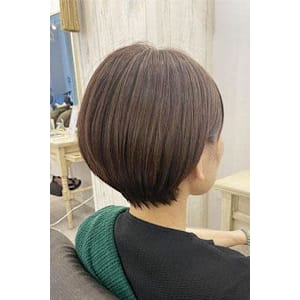 【ヘアジュレドゥ 伊藤】コロっと丸みのあるショートボブ