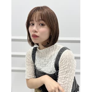 内巻きナチュラルボブ