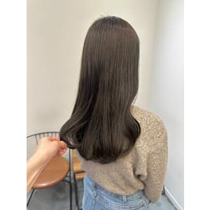 池袋 イルミナカラー 透明感 オリーブグレージュ♪