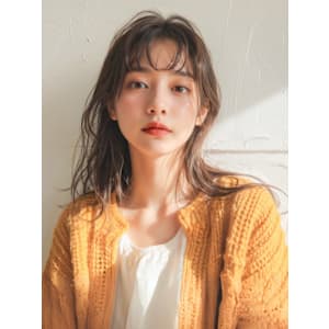 グレージュカラー　透明感　シースルーバング　ニュアンス巻き