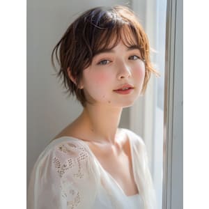 ベージュカラー　ショートマッシュ　小顔バング　20代　30代