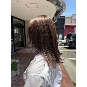 [aika]透明感あるグレージュカラー