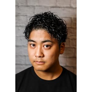 アップバング×パーマ