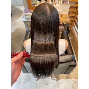 THE AWESUM 下北沢【オーサム】×縮毛矯正スタイル