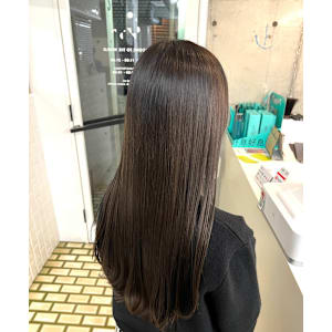 THE AWESUM 下北沢【オーサム】×縮毛矯正スタイル