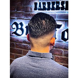 Bro Tokyo BARBERSHOP 神田店×スタイル