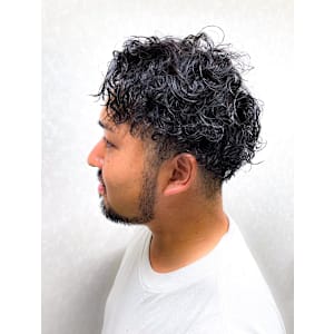 Bro Tokyo BARBERSHOP 神田店×スタイル