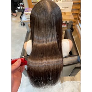 THE AWESUM 下北沢【オーサム】×縮毛矯正スタイル