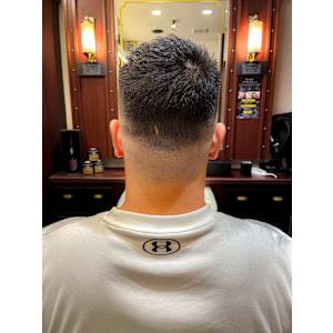 Bro Tokyo BARBERSHOP 神田店×スタイル