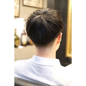 Bro Tokyo BARBERSHOP 神田店×スタイル
