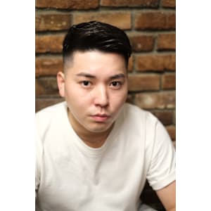 Bro Tokyo BARBERSHOP 神田店×スタイル