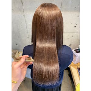 THE AWESUM 下北沢【オーサム】×縮毛矯正スタイル