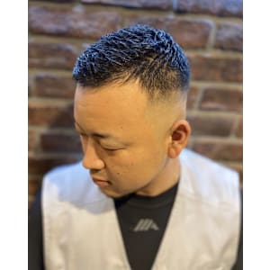 Bro Tokyo BARBERSHOP 神田店×スタイル
