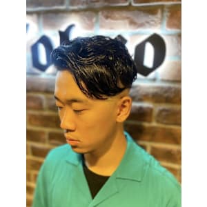 Bro Tokyo BARBERSHOP 神田店×スタイル