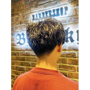 Bro Tokyo BARBERSHOP 神田店×スタイル